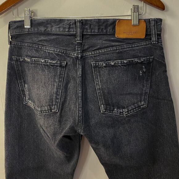 Moussy Vintage Staley Tapered Straight Leg raw hem Jeans in Black Size 28 - Picture 7 of 11